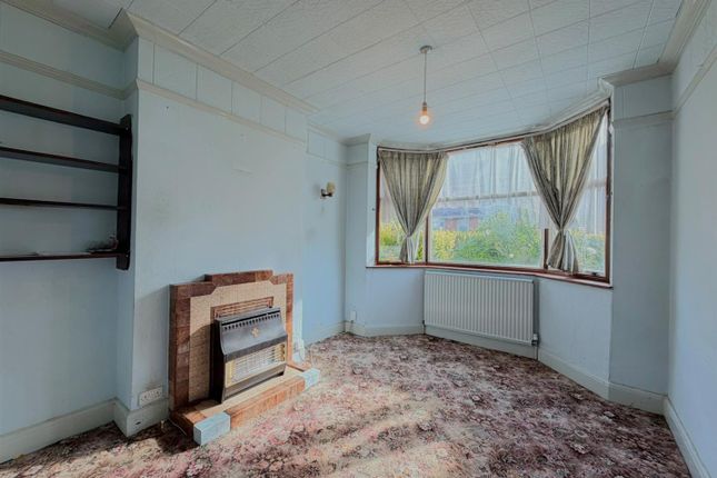 6, Bodnant Avenue, Leicester photo 2