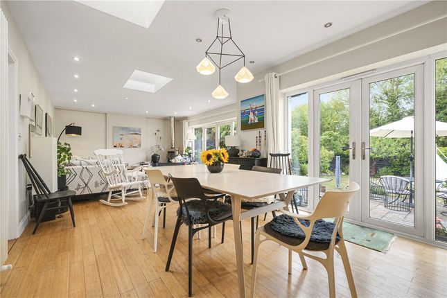 57, Greenfield Avenue, Surbiton photo 4