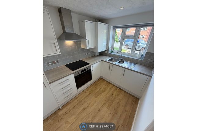 Thornthwaite Close, West Bridgford, Nottingham photo 2