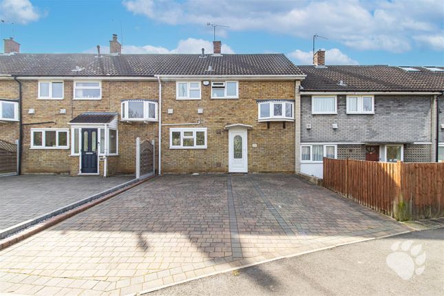 Thumbnail Terraced house for sale in Pin Mill, Basildon