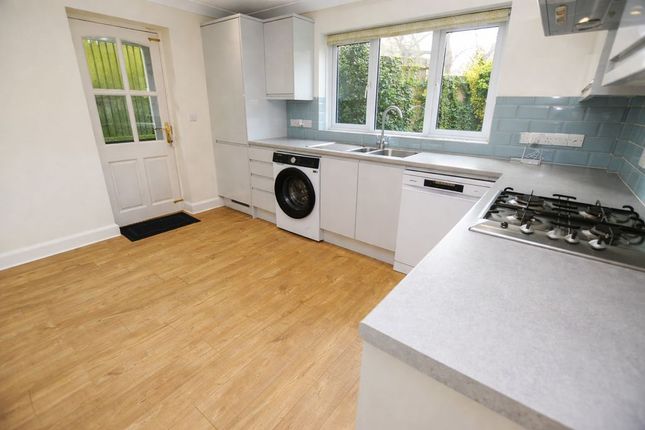 25, Shaw Close, Maidstone photo 4