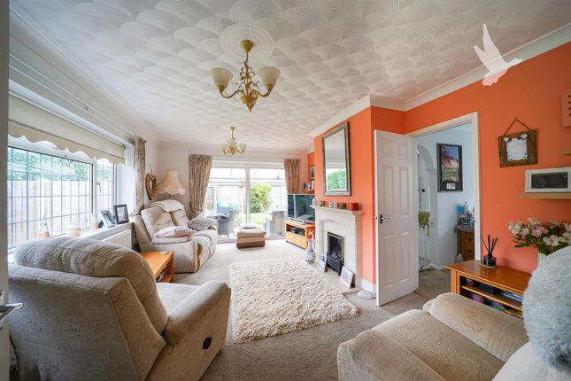 2, Firs Road, Colchester photo 3