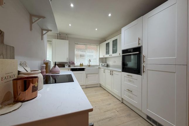 32, Ethelburga Drive, Folkestone photo 2