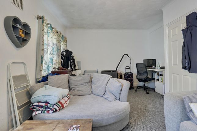 Flat 14, Vernon Court, London Road, Portsmouth photo 4