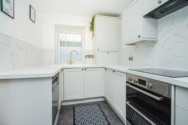 20 Jubilee Court, Obelisk Road, Wellingborough photo 2