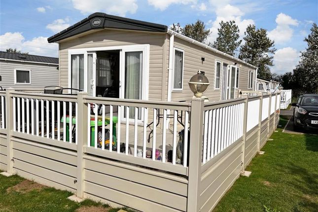 Mobile/park home for sale in Birchington Vale Caravan Park, Birchington, Kent