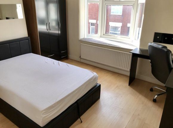Thumbnail Shared accommodation to rent in Edward Street, Loughborough, Leicestershire