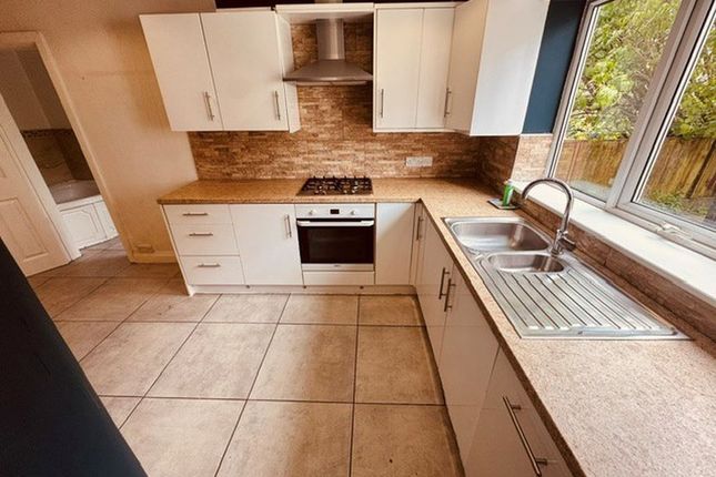 2, Elgood Lane, Stoke-On-Trent photo 4