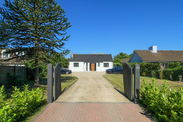 Thumbnail Bungalow for sale in Brize Norton Road, Minster Lovell, Witney