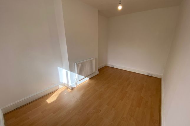 6, Mawddwy Avenue, Wrexham photo 5