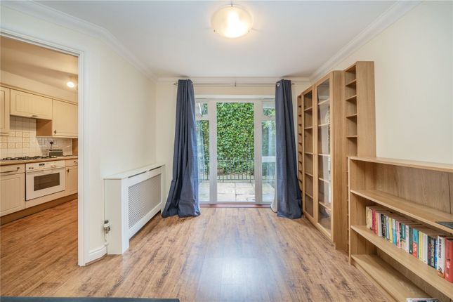 Thumbnail Flat for sale in Crescent Lane, London