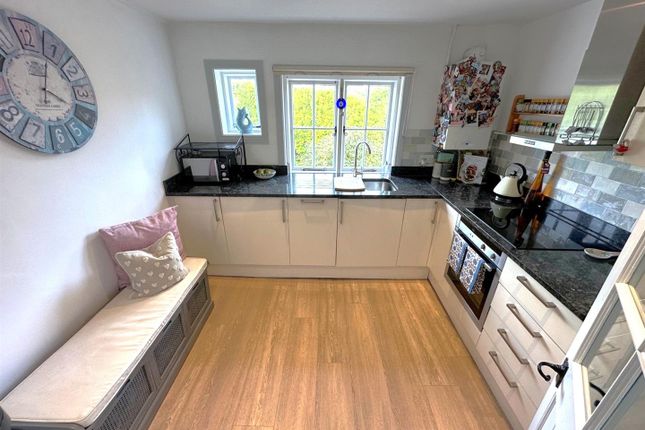 14b, Petworth Road, Haslemere photo 3