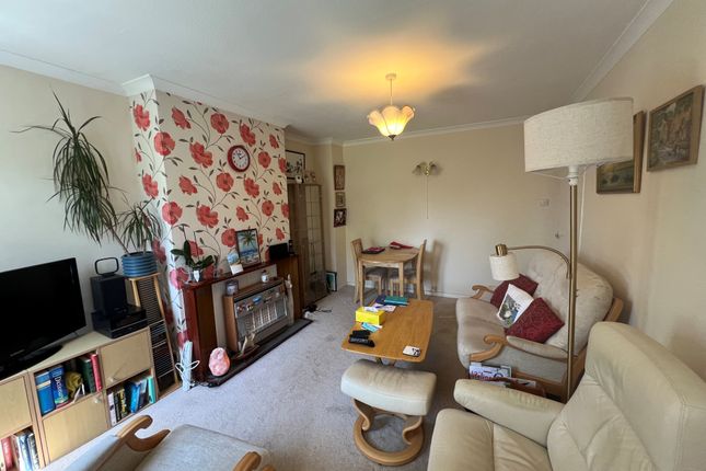 4, Crawley photo 5