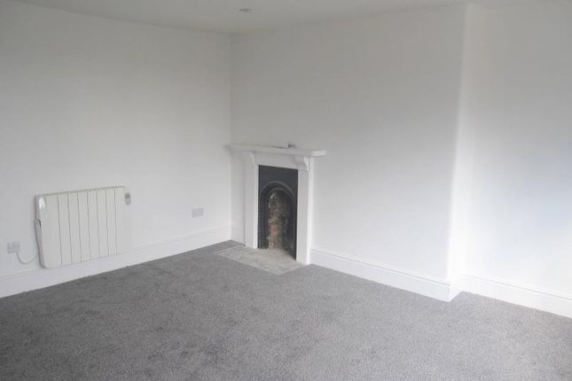 Top Floor 9, Blenheim Road, Minehead photo 2