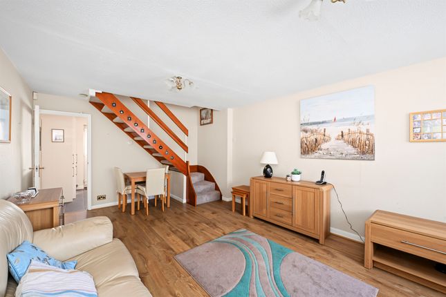3, Rothschild Avenue, AYLESBURY photo 4
