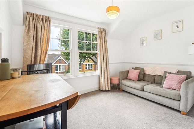 Cavendish Road, London photo 2