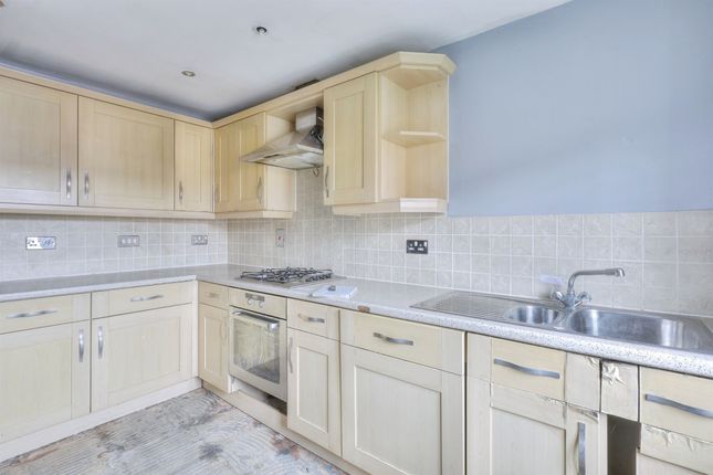 8, Dainty Grove, Northampton photo 4
