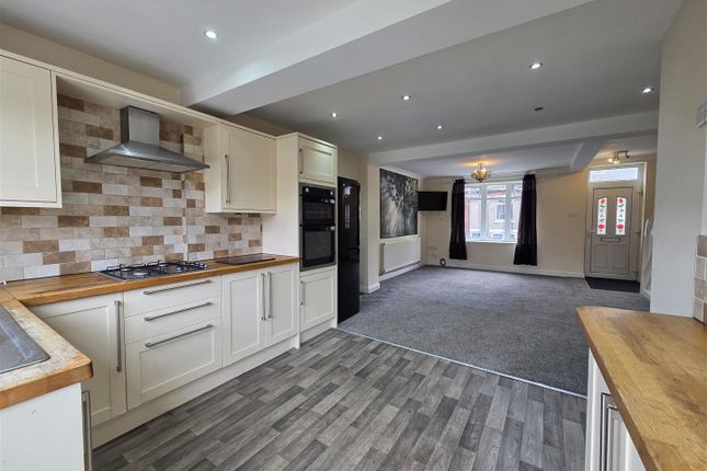 41, Barker Street, Sutton-In-Ashfield photo 4