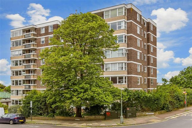 Thumbnail Flat for sale in York Avenue, Hove, East Sussex