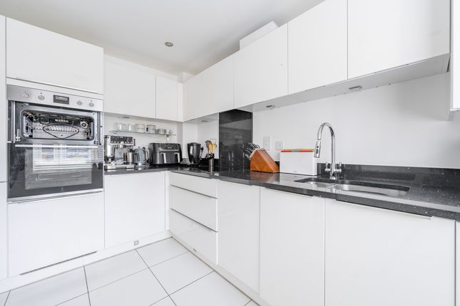 7 Beeching Close, Stowmarket photo 3