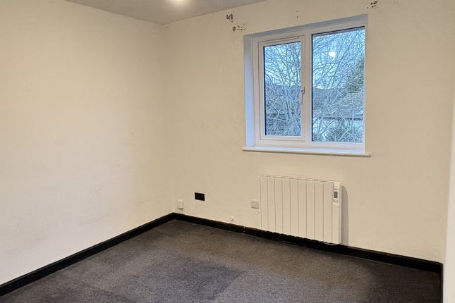 6 Laurel House, Sandford Road, Winscombe photo 4