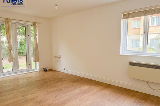 5, Tysoe Avenue, Enfield photo 2