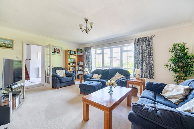 49, Priors Way, Winchester photo 2