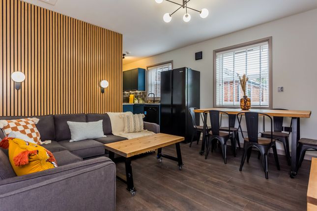 5-bed house on Flat 16, Crossgate Lofts, Flat 16, Crossgate Lofts, Durham, £888/mo