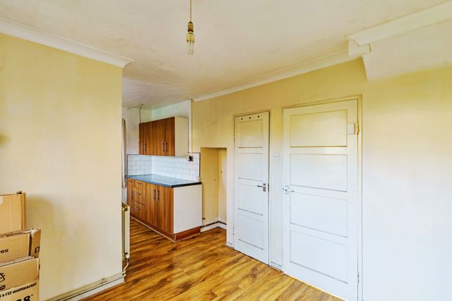 Terraced house for sale in Railey Road, Crawley