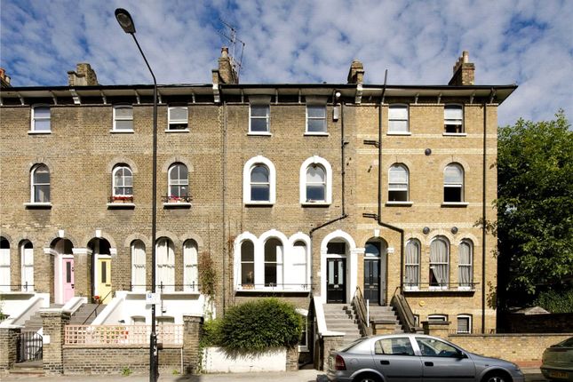 Terraced house to rent in South Villas, Camden