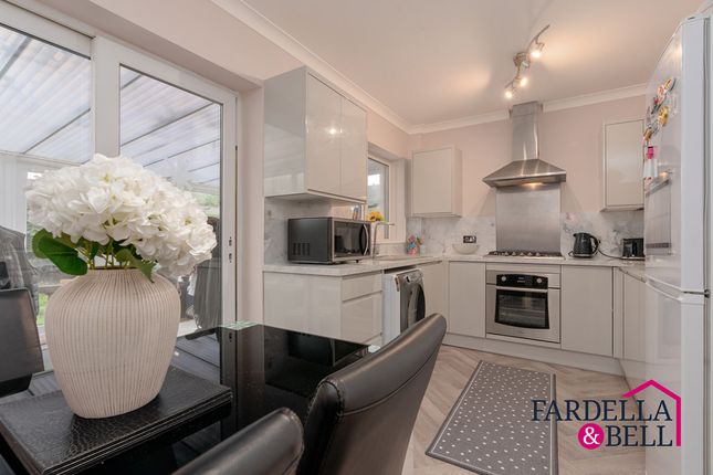 108 Grassington Drive, Burnley photo 2