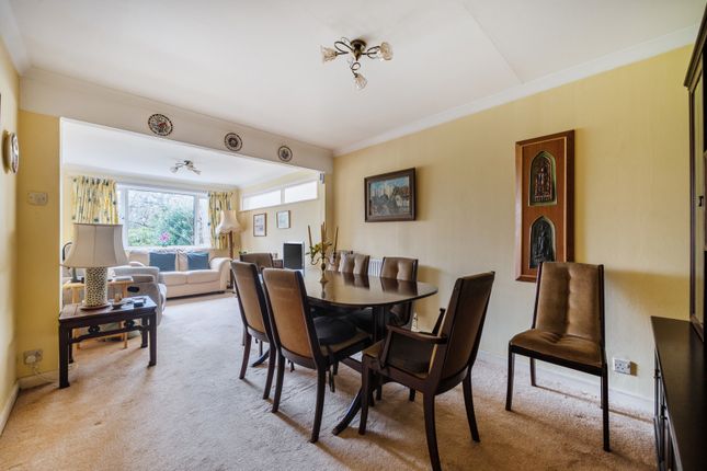 42, Elizabeth Road, Oxfordshire photo 3