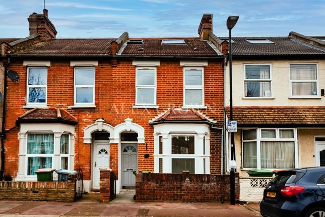 Thumbnail Terraced house for sale in Willis Road, London
