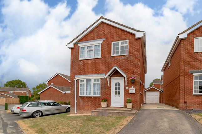 Property For Sale In Freshbrook Buy Properties In Freshbrook Zoopla