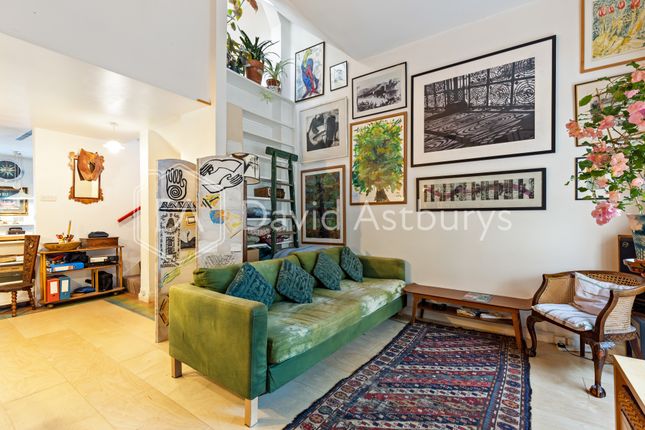 Thumbnail Mews house for sale in Camden Mews, Camden, London