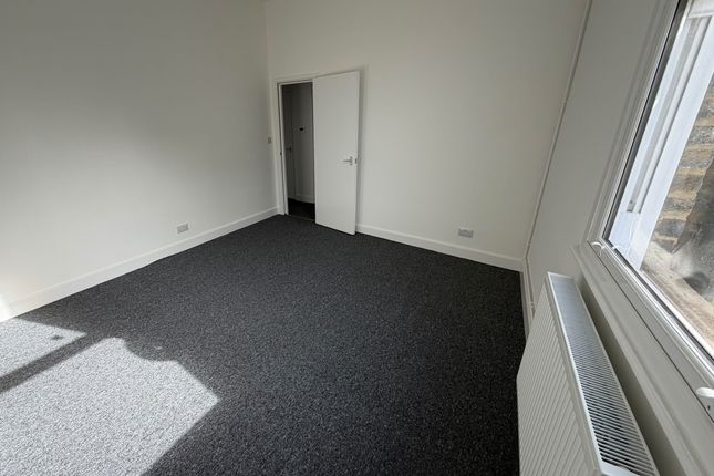 1, Pembury Road, London photo 2