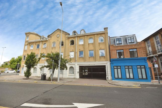 Flat 20, 50, Rainsford Road, Essex photo 4