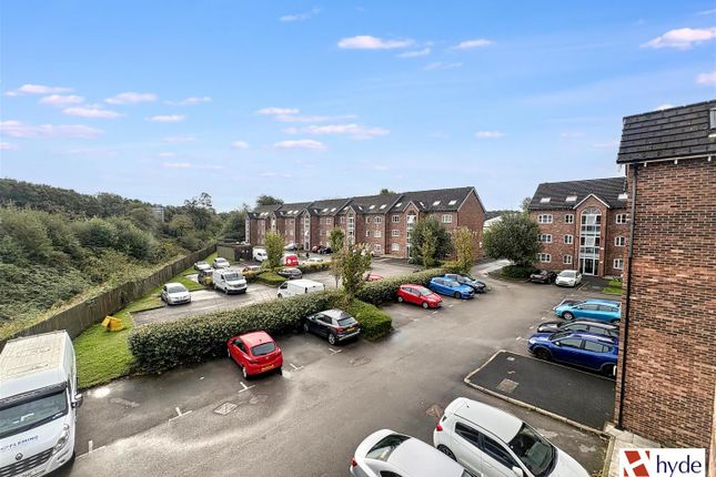 Flat 12, The Horizons, Moss Lane, Blackrod photo 3