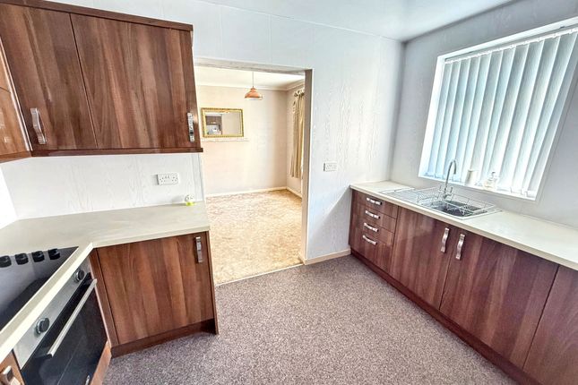15, Thornhill Gardens, Newcastle upon Tyne photo 4