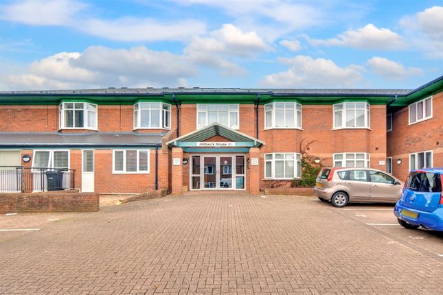 1-bed flat on 11, Millbeck House, Nottingham, £100,000