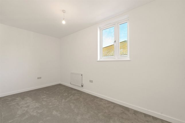 Flat for sale in Ordinges Place, 42 Richmond Road, Worthing, West Sussex