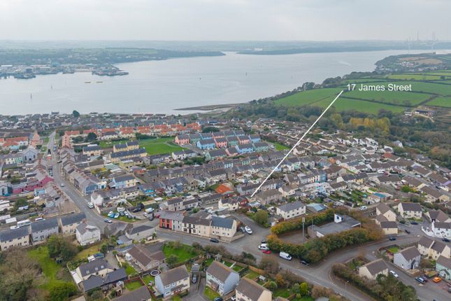 17, James Street, Milford Haven photo 2