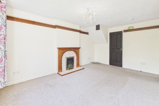 27, Hickleton Close, Ripley photo 4