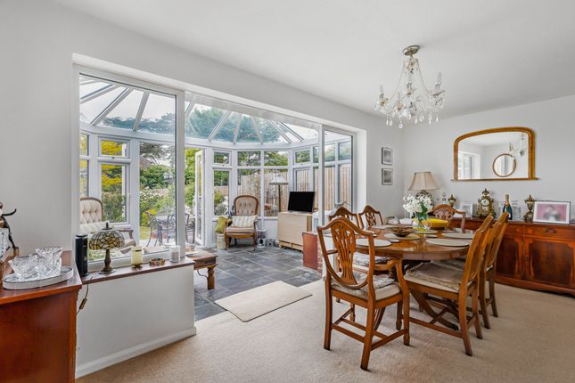 45, Paddock Heights, Reading photo 2