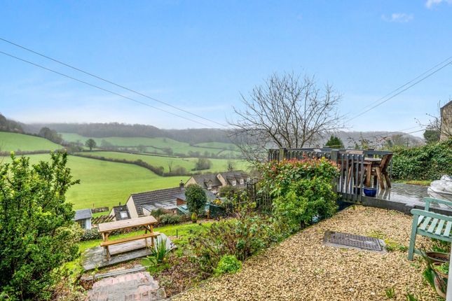 9, Crawley Hill, Uley photo 2