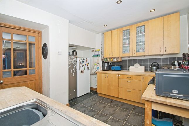 16, Dyffryn Road, Ebbw Vale photo 4