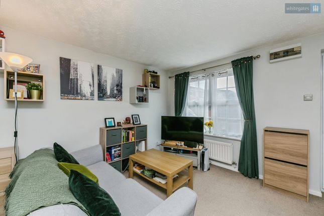 15, Padworth Place, Crewe photo 4