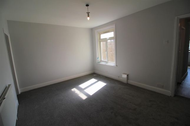 108, Milton Road, Southampton photo 2