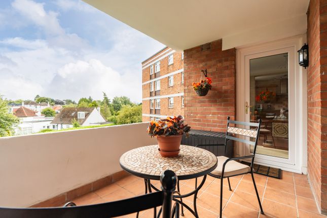 8, Almond Court East, 5 Braehead Park, Edinburgh photo 4