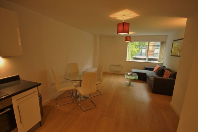 105, Lexington Court, Manchester photo 3